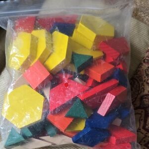 Colorful Wooden Shape Set for Kids - Multi-Color Learning Pieces